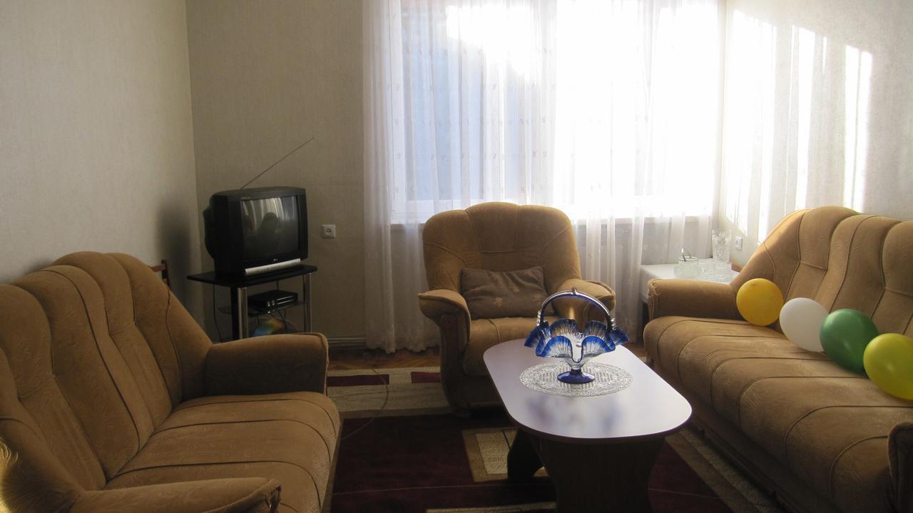 Apartment ซากาดซอร์ ภายนอก รูปภาพ